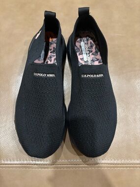 U.S. Polo Assn. Black Slip-On Knit comfy minimalist Sneakers with Pink details